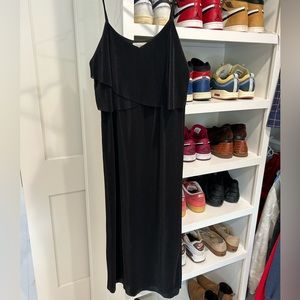 Black midi ribbed dress